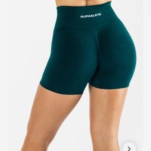 Alphalete amplify shorts